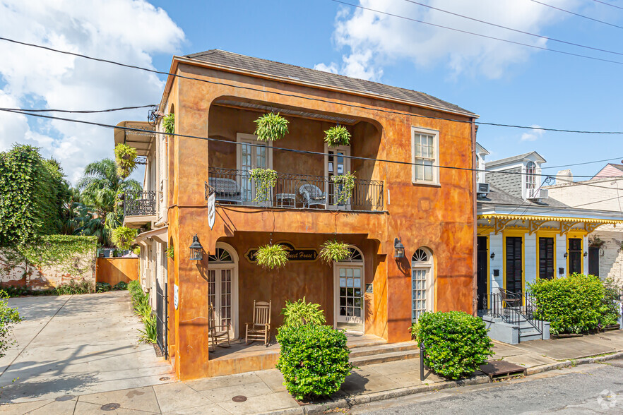 Primary Photo Of 1118 Ursulines St, New Orleans Hotel For Sale