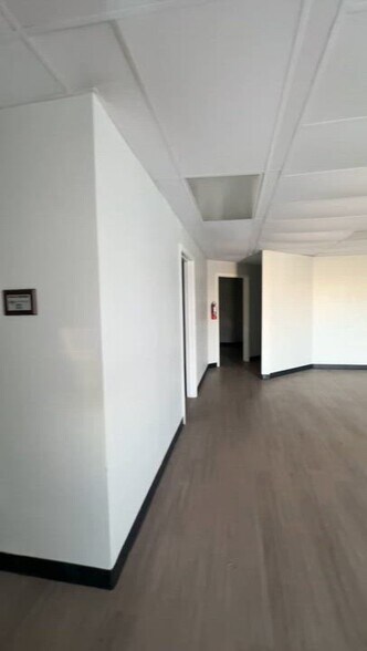 More Photos Of 755 N Burleson Blvd, Burleson Industrial For Lease