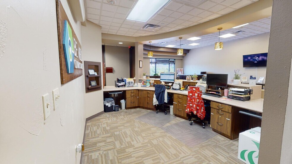 More Photos Of 16040 Park Valley Dr, Round Rock Medical For Lease
