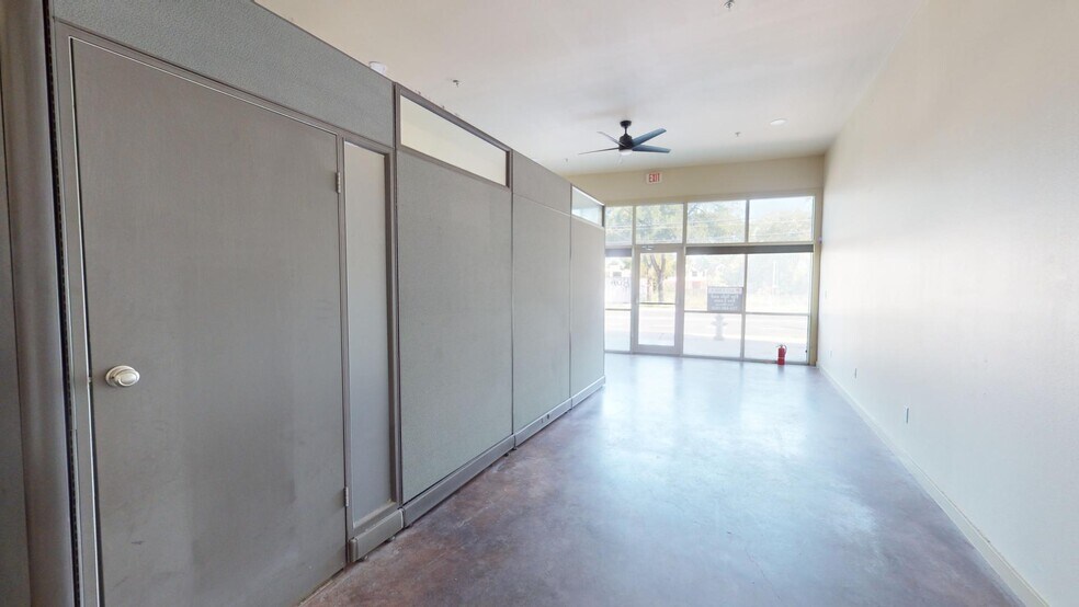 More Photos Of 2931 E 12th St, Austin Apartments For Sale