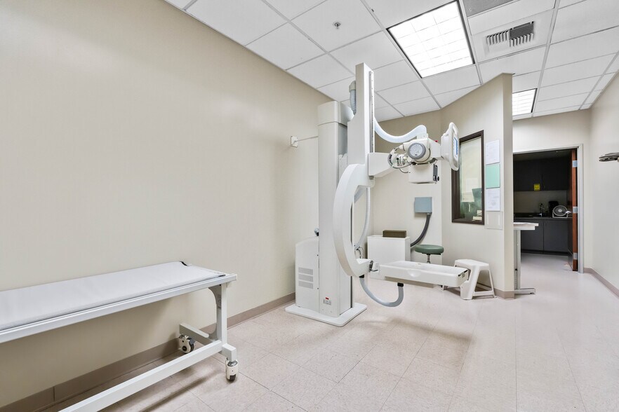 More Photos Of 150 E Holt Blvd, Ontario Medical For Sale