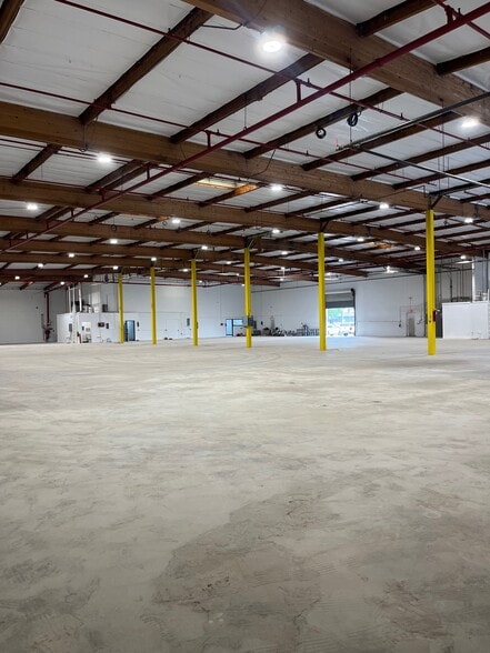 Primary Photo Of 11830 Wakeman St, Santa Fe Springs Manufacturing For Sale