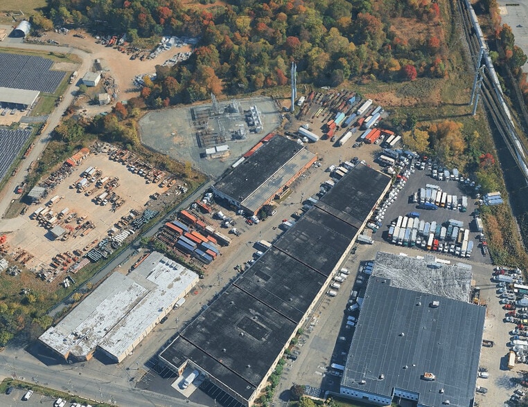 More Photos Of 1418 E Linden Ave, Linden Manufacturing For Lease