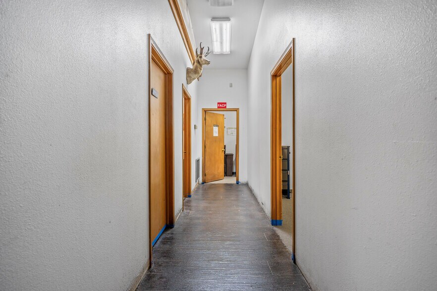 More Photos Of 7509 W Deschutes Rd, Kennewick Office For Sale