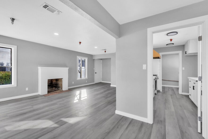 More Photos Of 1006 Lochbrae Rd, Sacramento Assisted Living For Sale