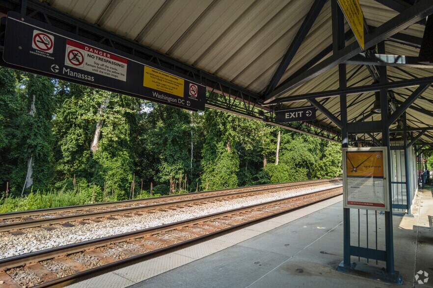 More Photos Of 6850 Versar Ctr, Springfield Office For Lease