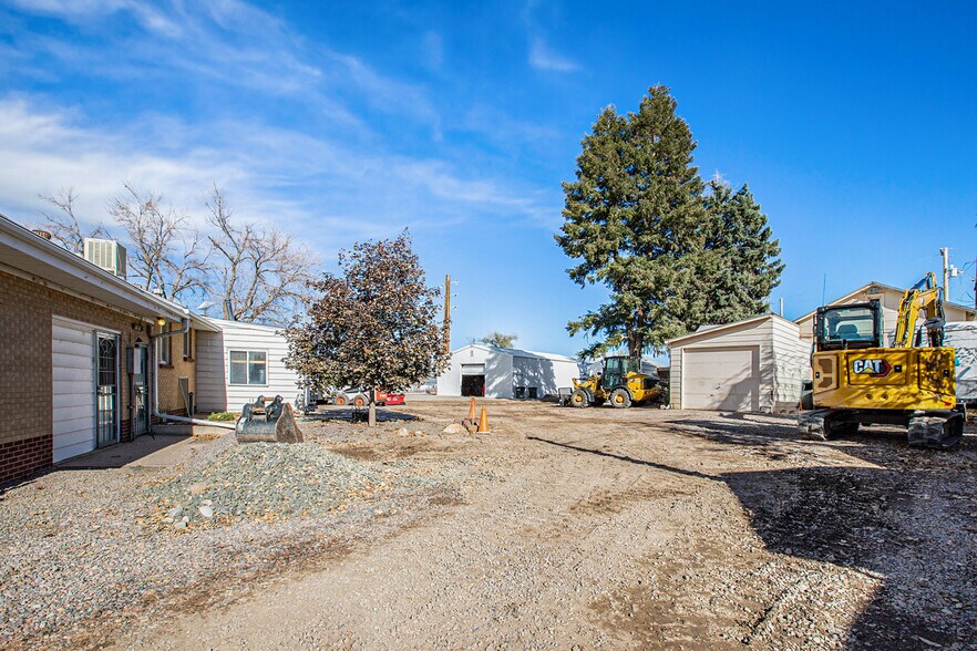 More Photos Of 13118 N Highland Cir, Littleton Warehouse For Lease