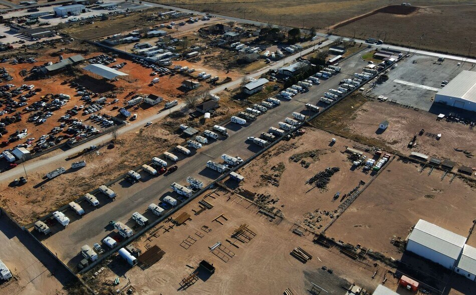 More Photos Of 3807 S County Road 1210, Midland Trailer Camper Park For Sale