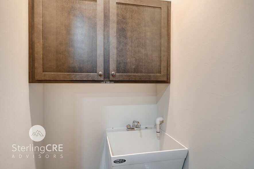 More Photos Of 3950 Valley Commons Dr, Bozeman Office For Lease