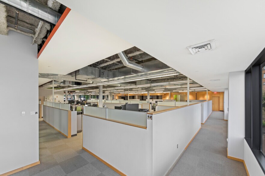 More Photos Of 214 Jefferson St, Lafayette Office For Lease