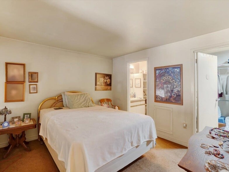 More Photos Of 100 S George St, York Apartments For Sale