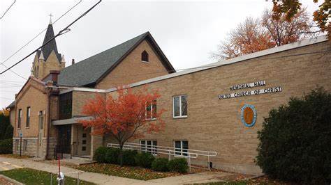 More Photos Of 118 Oak St, Neenah Religious Facility For Sale
