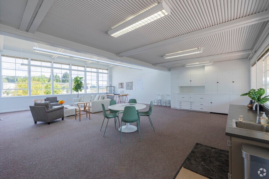 More Photos Of 1680 Los Carneros Ave, Napa Schools For Sale