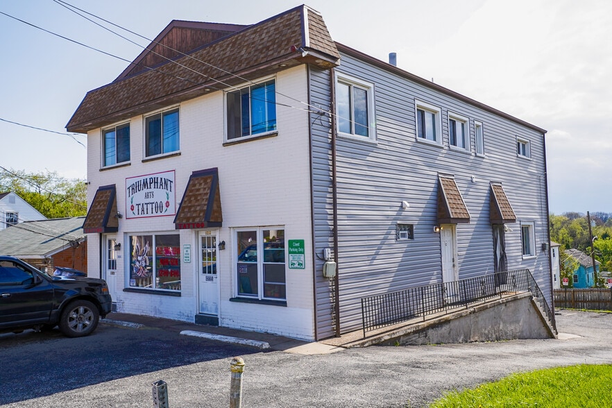 More Photos Of 1809 Pine Hollow Rd, McKees Rocks Storefront Retail Residential For Sale