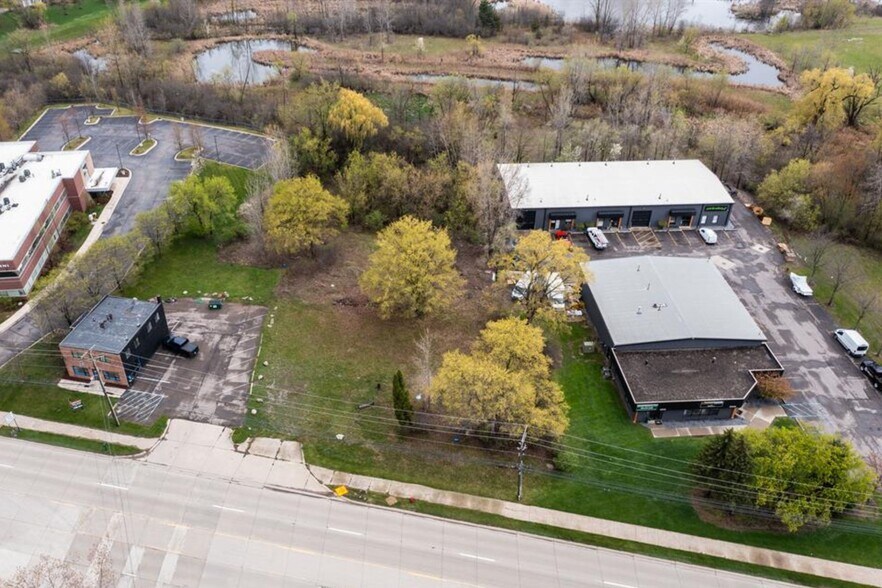 More Photos Of 44911 Grand River Ave, Novi Land For Lease