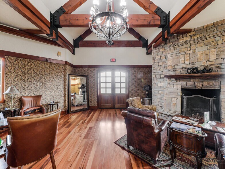 More Photos Of 3001 Dallas Pky, Plano Medical For Sale
