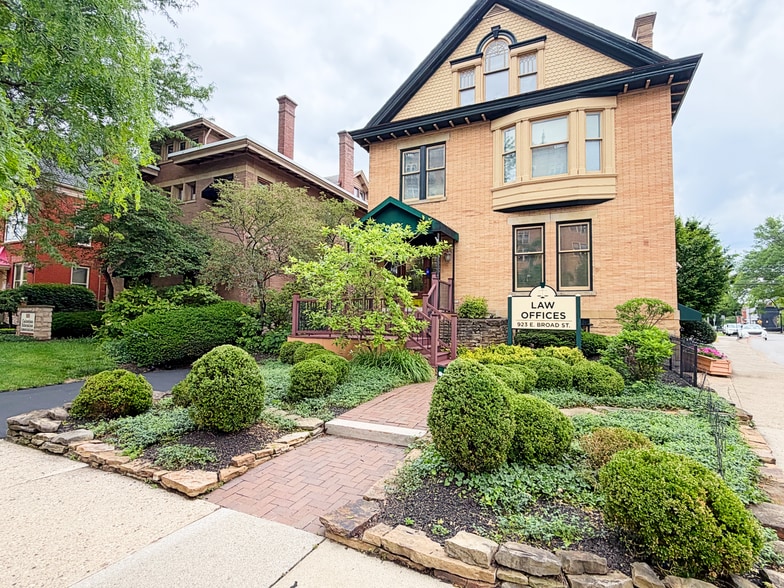 Primary Photo Of 923 E Broad St, Columbus Office Residential For Sale