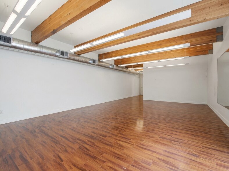More Photos Of 2211 Bush St, San Francisco Medical For Sale