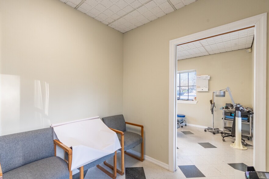 More Photos Of 741 21st St, Paso Robles Medical For Sale