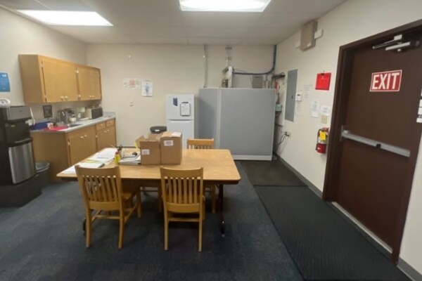 More Photos Of 195 N Canyon Blvd, John Day Office For Sale