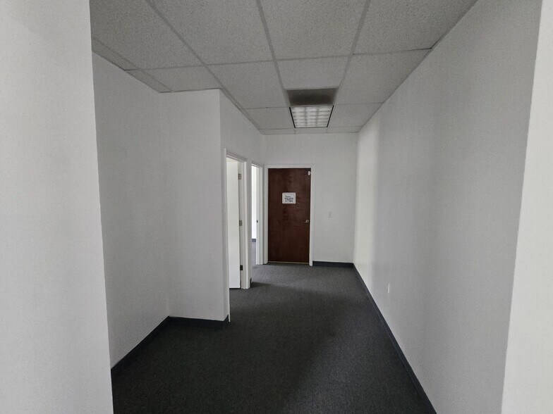 More Photos Of 2730 E WT Harris Blvd, Charlotte Office For Lease