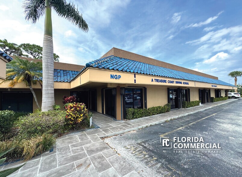 Primary Photo Of 907-943 SE Central Pky, Stuart Medical For Lease