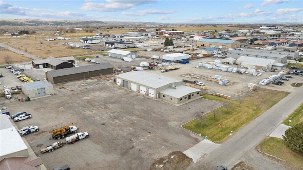 More Photos Of 6830 Commercial Ave, Billings Industrial For Sale