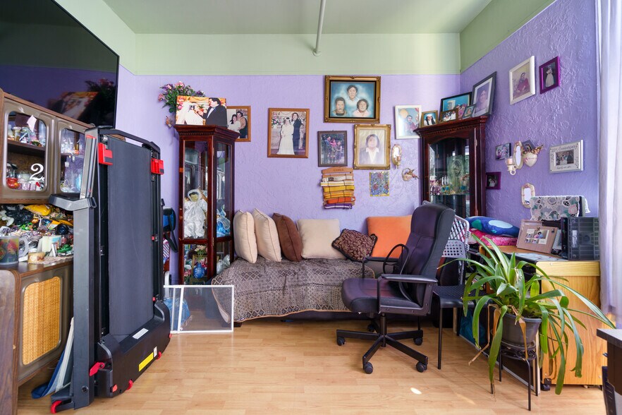 More Photos Of 1114 Bryant St, San Francisco Storefront Retail Residential For Sale