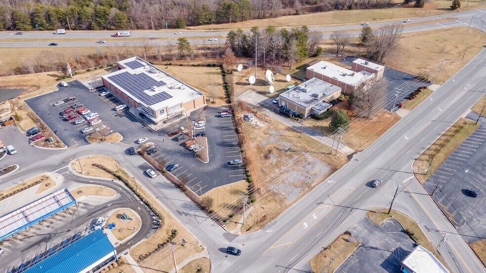 More Photos Of 3300 N Main St, High Point Land For Sale