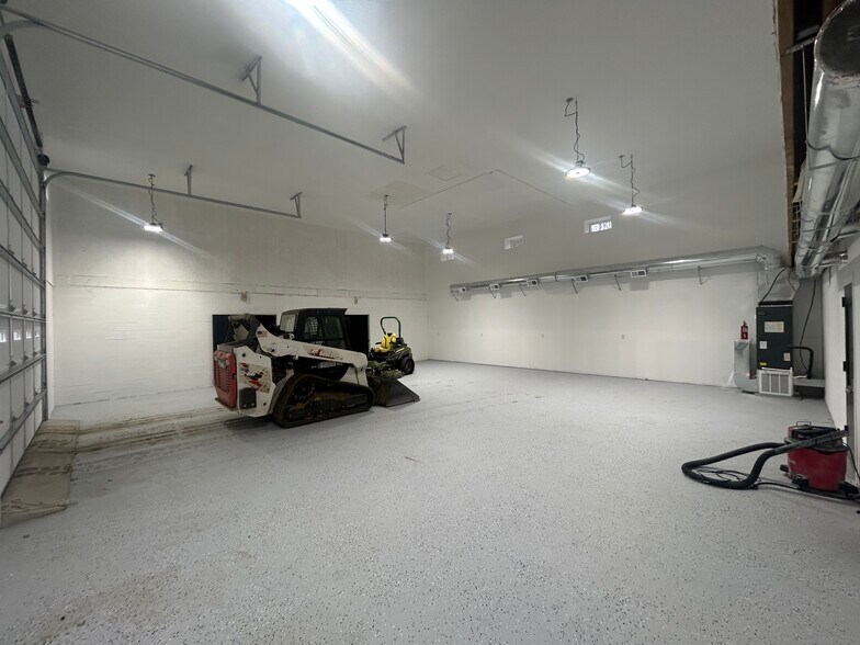 More Photos Of 27131 Hubbards Rd, Remington Industrial For Lease