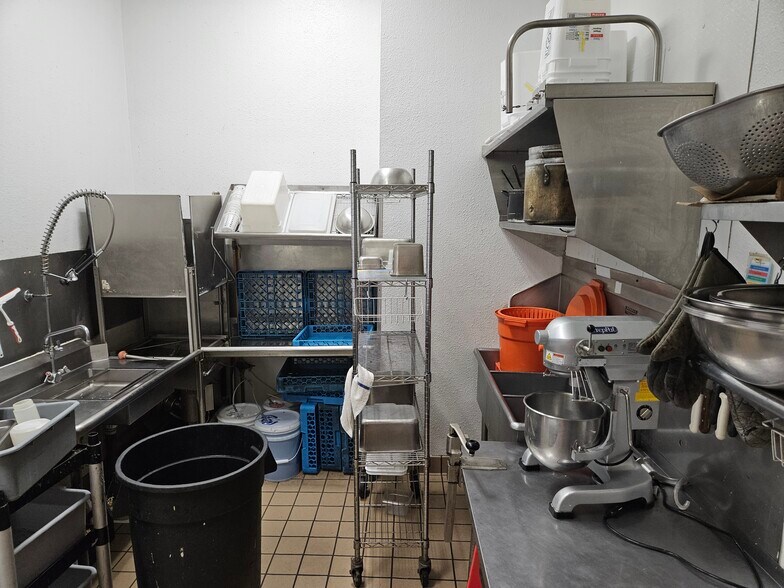 More Photos Of 124 Main St, Grangeville Restaurant For Sale