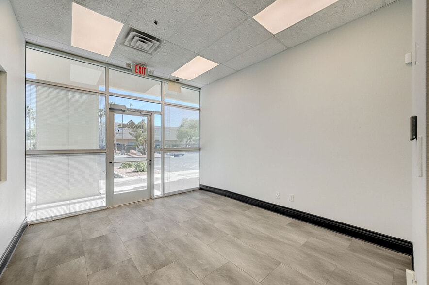 More Photos Of 3068 E Sunset Rd, Las Vegas Warehouse For Sale