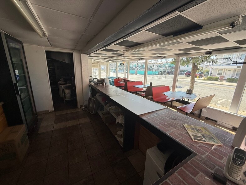More Photos Of 4711 Atlantic Ave, Wildwood Hotel For Sale