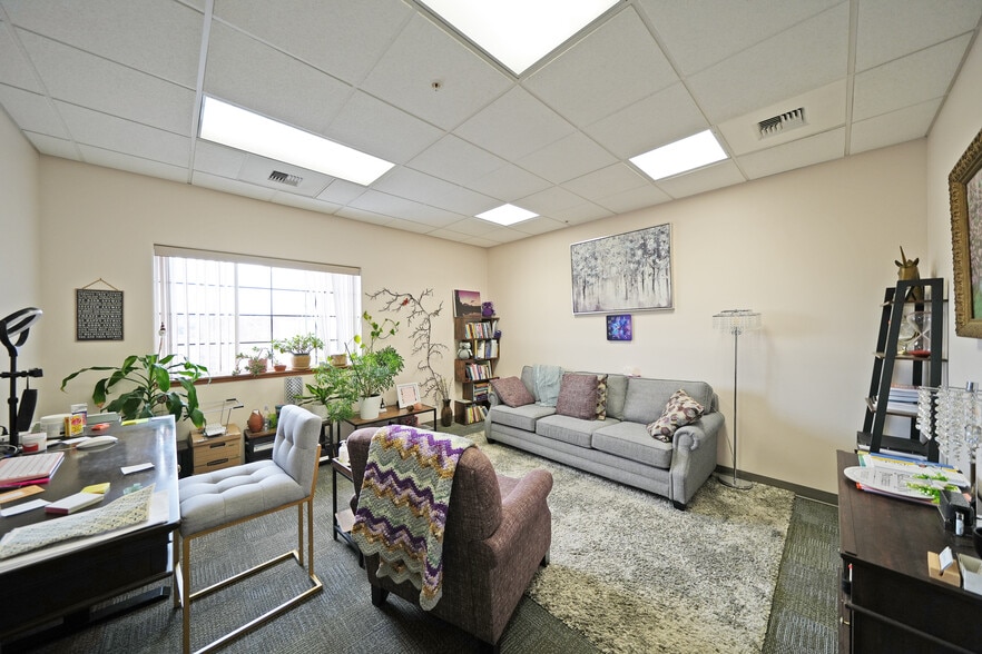 More Photos Of 1200 Chesterly Dr, Yakima Office For Lease
