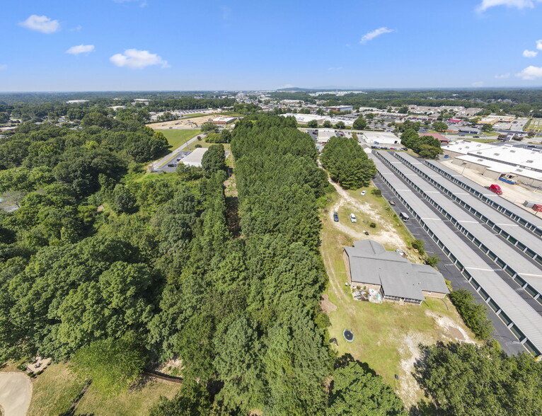 More Photos Of 1244 E Butler Rd, Greenville Land For Sale