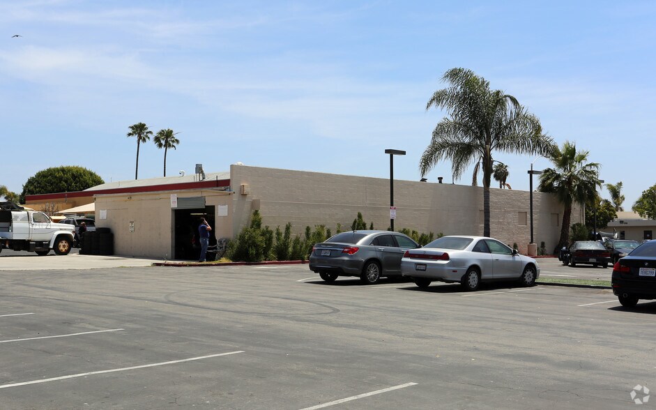 More Photos Of 1710 Mission Ave, Oceanside Freestanding For Sale