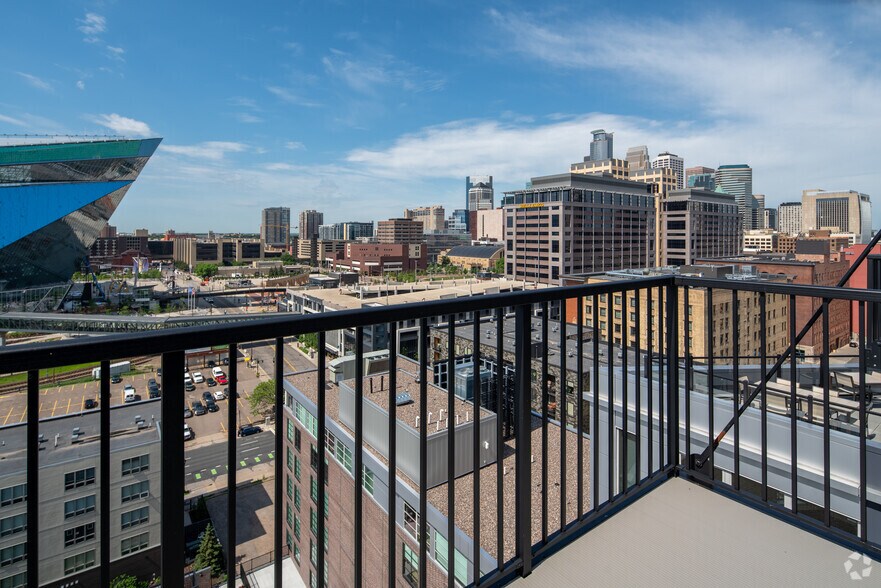 More Photos Of 811 Washington Ave S, Minneapolis Apartments For Lease