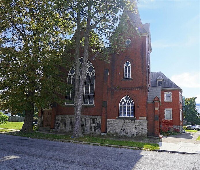 Primary Photo Of 1013 Ellicott, Buffalo Religious Facility For Sale