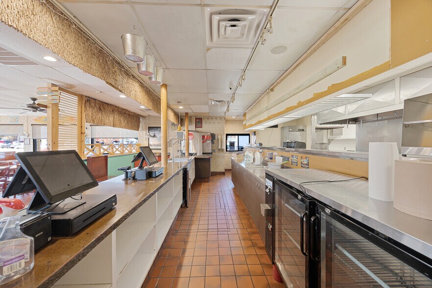 More Photos Of 71 Carriage House Dr, Jackson Restaurant For Sale