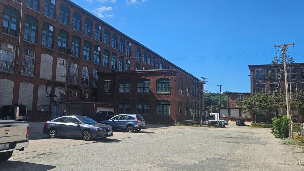 More Photos Of 159 Singleton St, Woonsocket Manufacturing For Lease