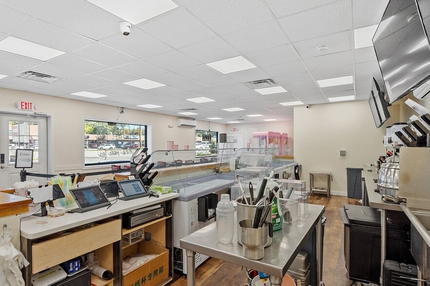 More Photos Of 295 Boston Rd, Billerica General Retail For Sale