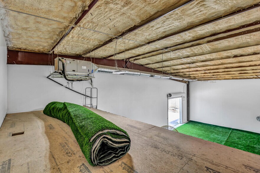 More Photos Of 2000 Windy Ter, Cedar Park Warehouse For Sale