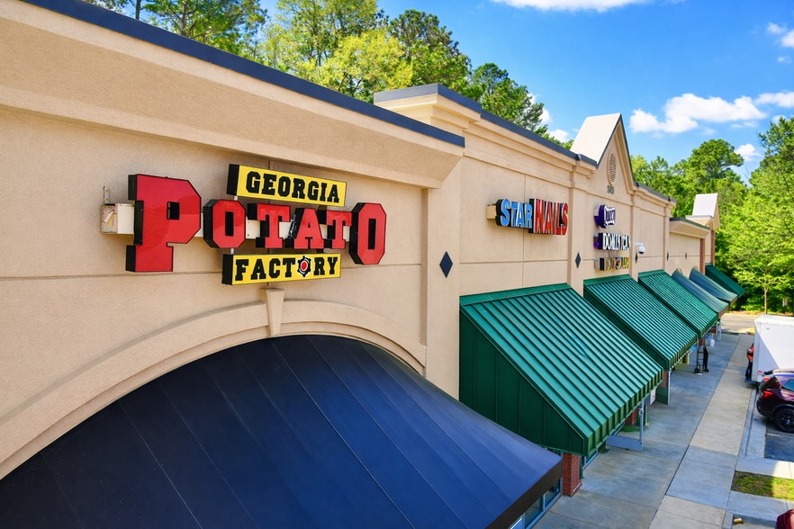 More Photos Of 10459 Tara Blvd, Jonesboro Freestanding For Sale