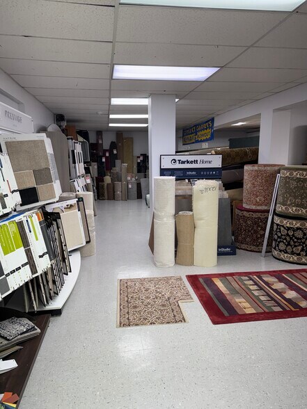 More Photos Of 825 White Plains Rd, Scarsdale Storefront Retail Office For Lease