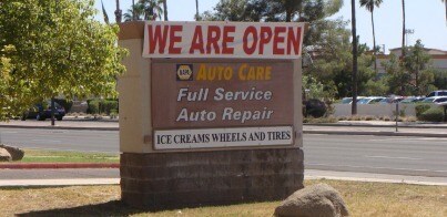 More Photos Of 875 N McQueen Rd, Gilbert Showroom For Lease