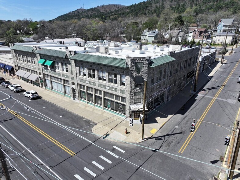 Primary Photo Of 500 Ouachita Ave, Hot Springs National Park Storefront Retail Office For Sale