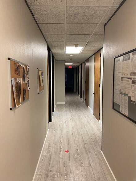 More Photos Of 1101 S Capital Of Texas Hwy, West Lake Hills Coworking Space