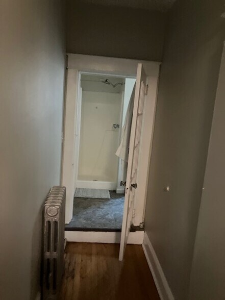 More Photos Of 80-82 Maryland Ave, Annapolis Storefront Retail Residential For Sale