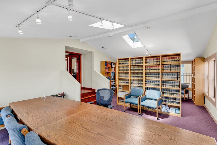 More Photos Of 1633 University Ave, Berkeley Office For Lease