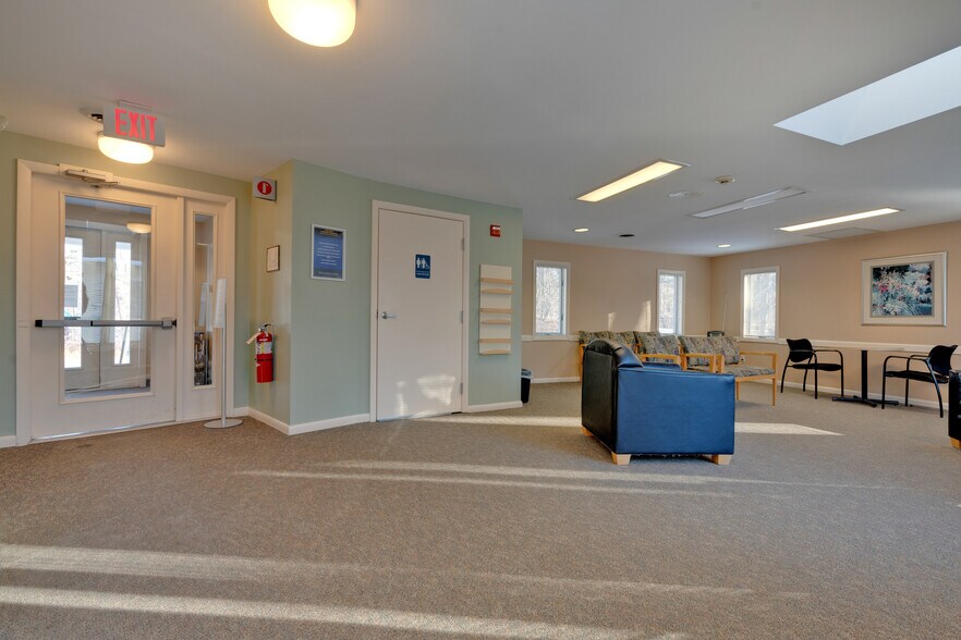 More Photos Of 6 Hampton Rd, Exeter Medical For Sale